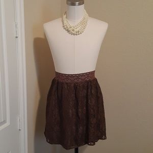 Old Navy Lace Mini Skirt in Size XL